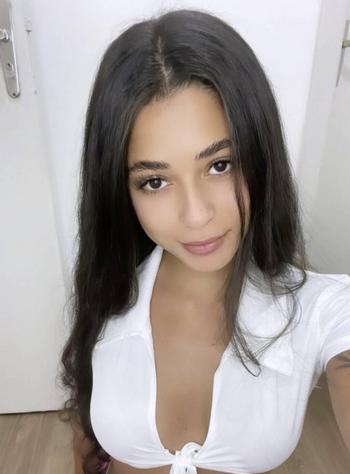 Jasmine, 23 Middle Eastern female escort, Grande Prairie
